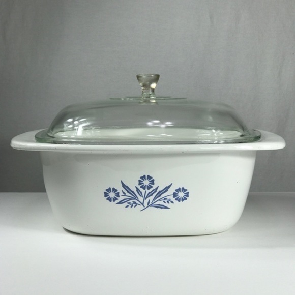 Vintage Corningware Dutch Oven 4Qt with Lid P-34-B - Picture 5 of 9